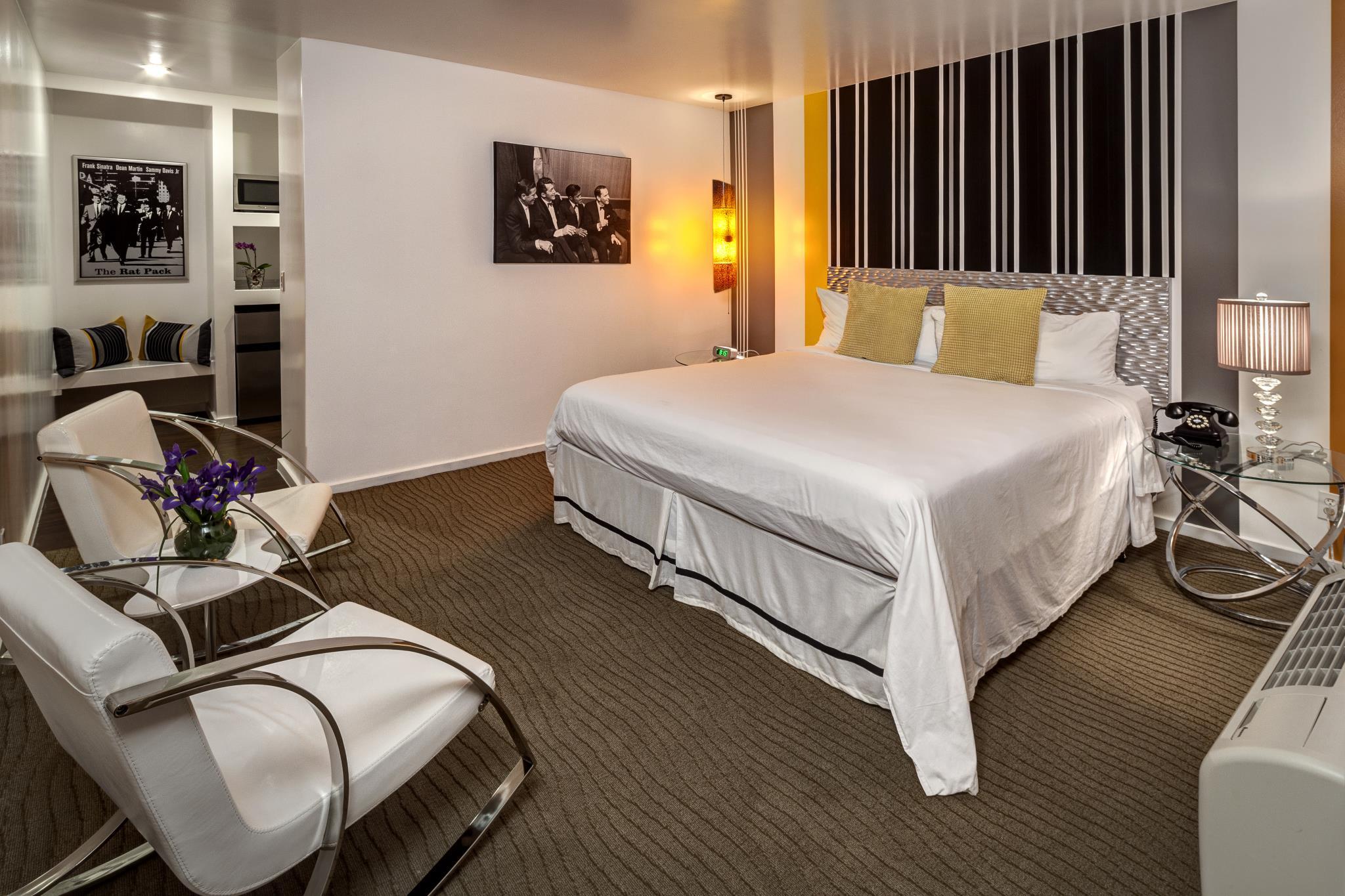 Celebrity, King Bed