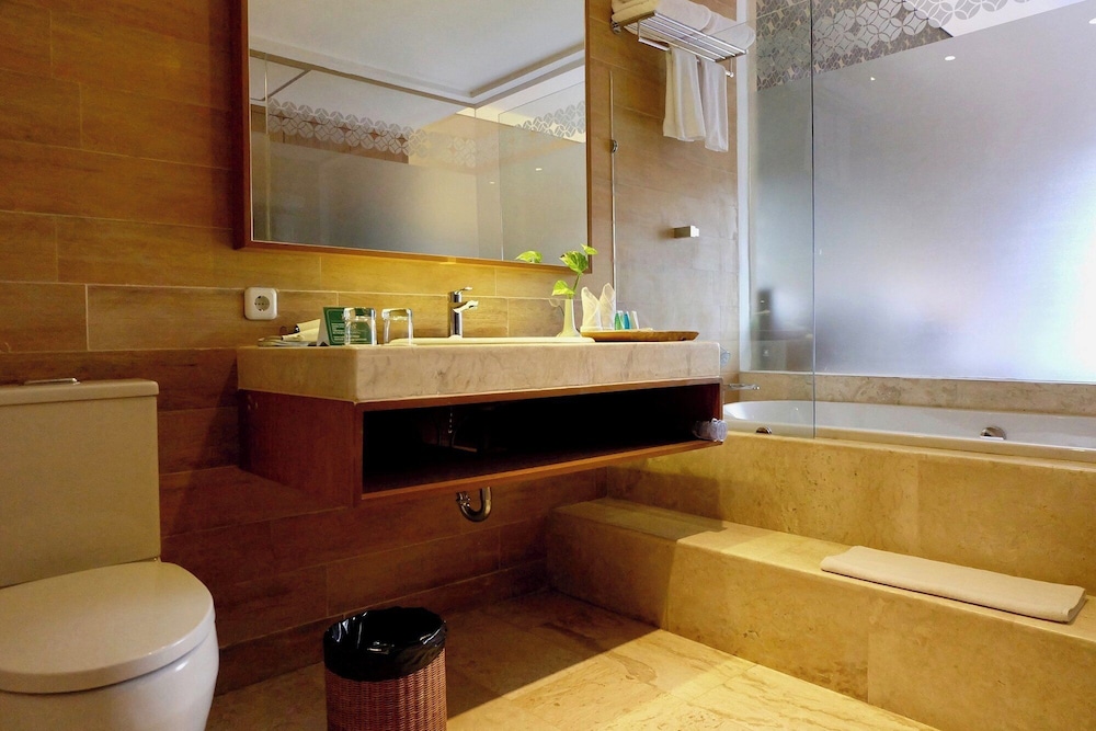 Abhayagiri - Sumberwatu Heritage Resort 54/55