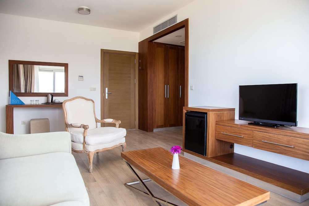 La Quinta By Wyndham Cesme 32/58
