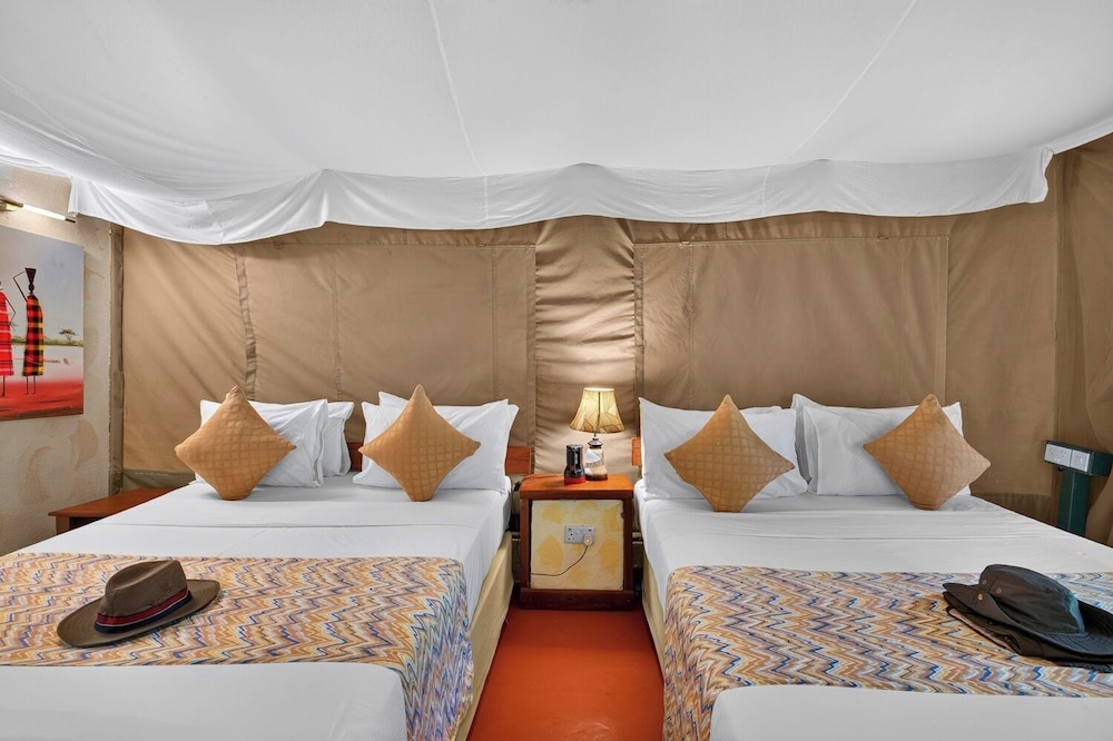 Superior, Tent, King Bed