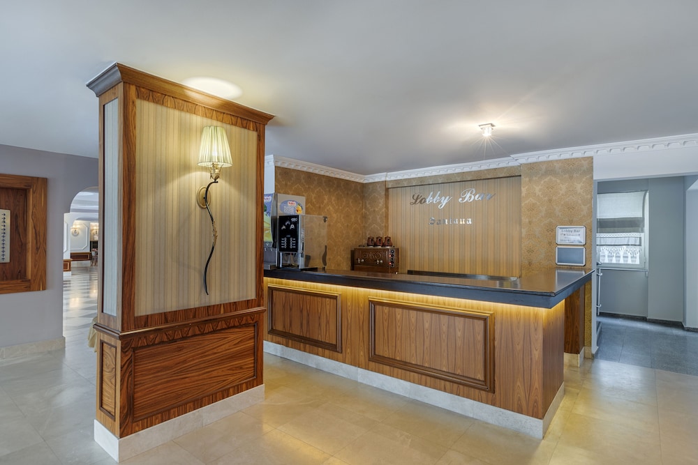 SENZA Grand Santana Hotel 7/63
