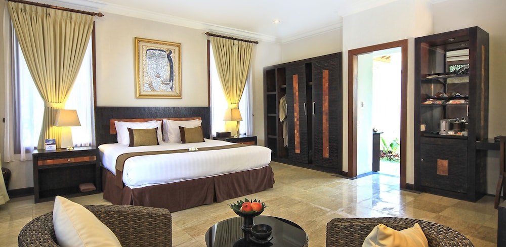 Hotel Ombak Sunset 20/72