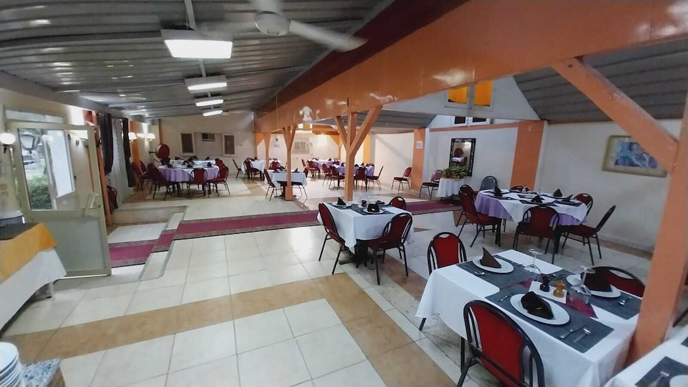 Rezeiky Hotel And Camp Luxor 35/50