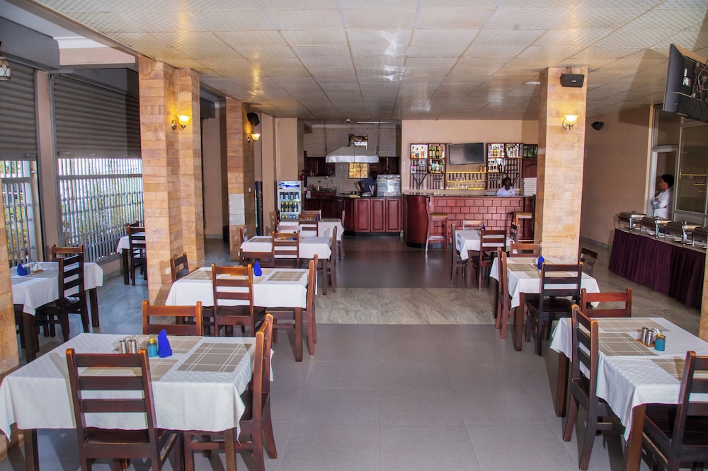 Kenendia Hotel 23/33