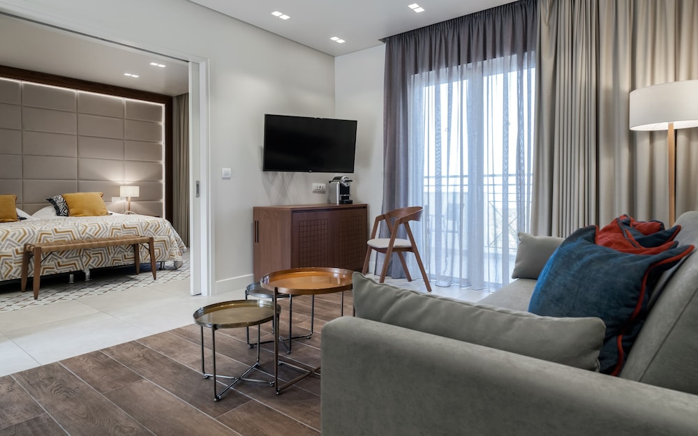Mareblue Beach Resort 50/74