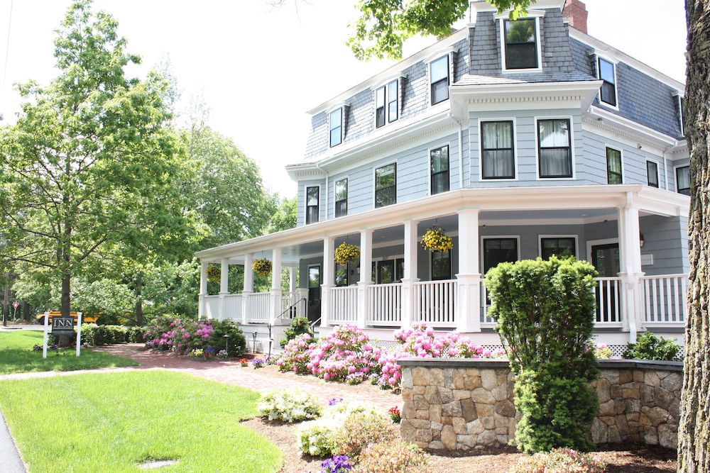 The Inn at Hastings Park Relais and Chateaux 1/50