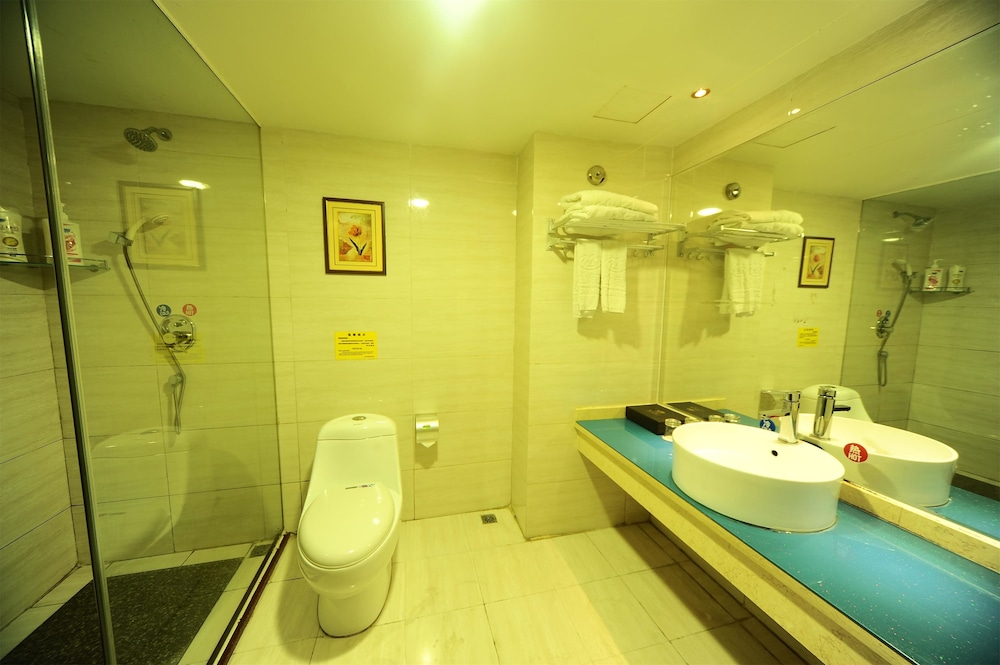 Junshan Hotel 32/75