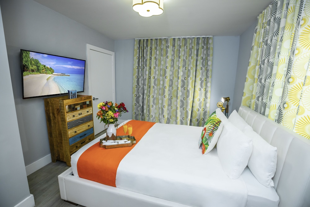 Seaside All Suites Hotel 9/27
