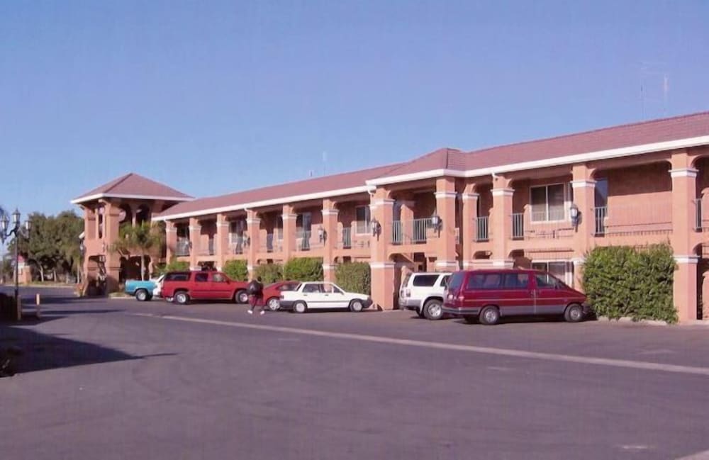 Merced Inn And Suites 14/15