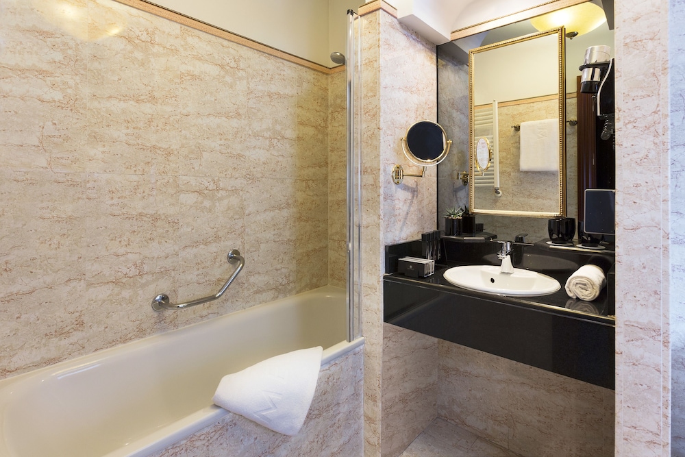 Melia Paris Champs Elysees 59/61