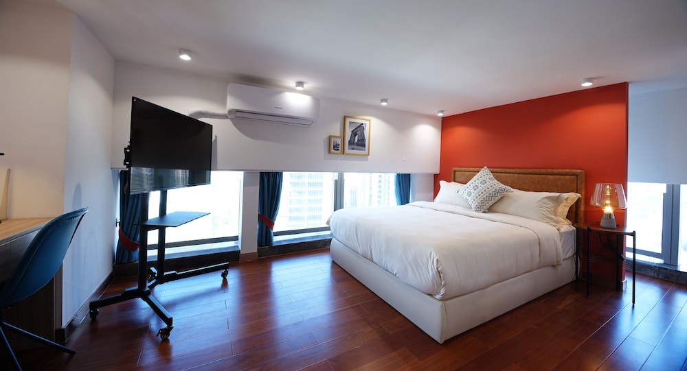 Royal Star Apartment Central City Branch 17/50