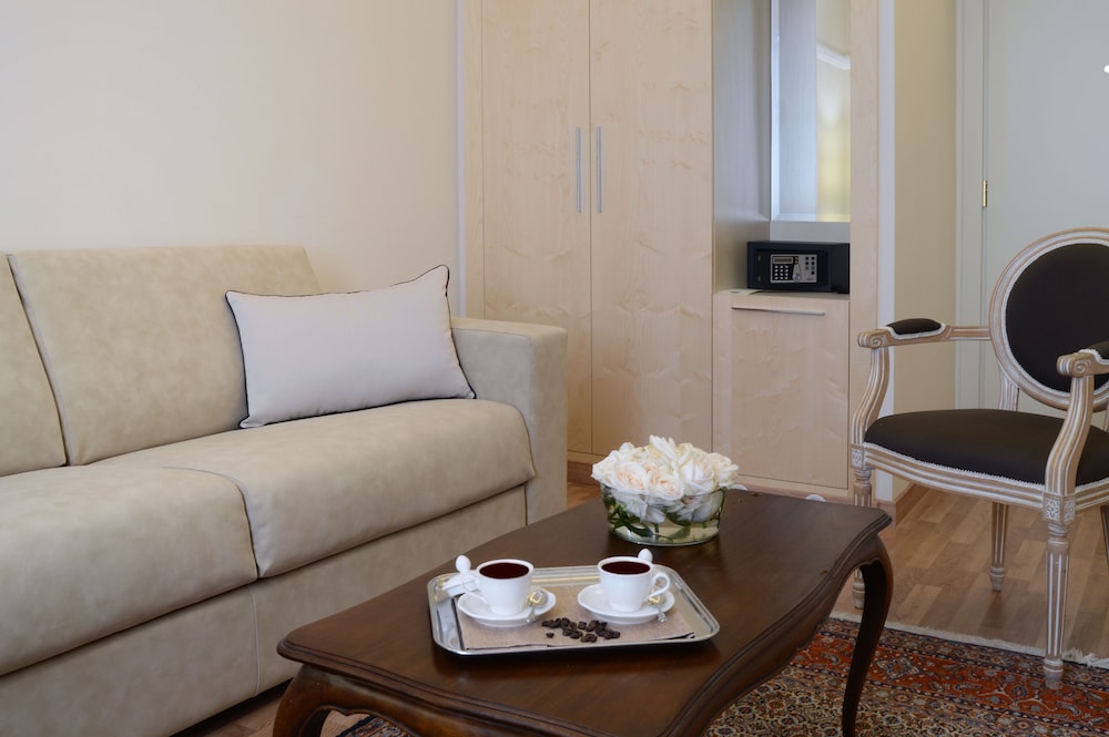 Grand Hotel Vittoria 45/71