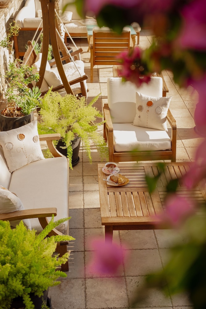 Villa Fora Hotel 41/48