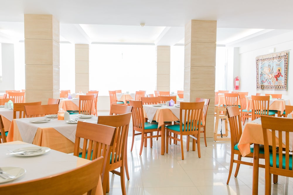 Hotel Riviera 20/35