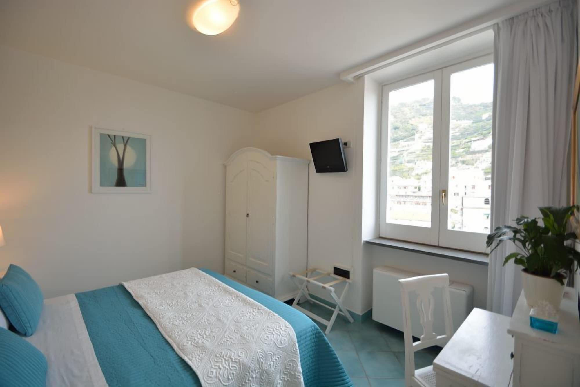 1 Bedroom, Apartment, Double Bed, Sofa, Kitchenette