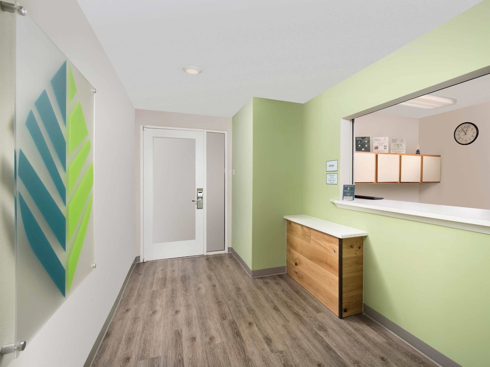 WoodSpring Suites Spartanburg - Duncan 8/43