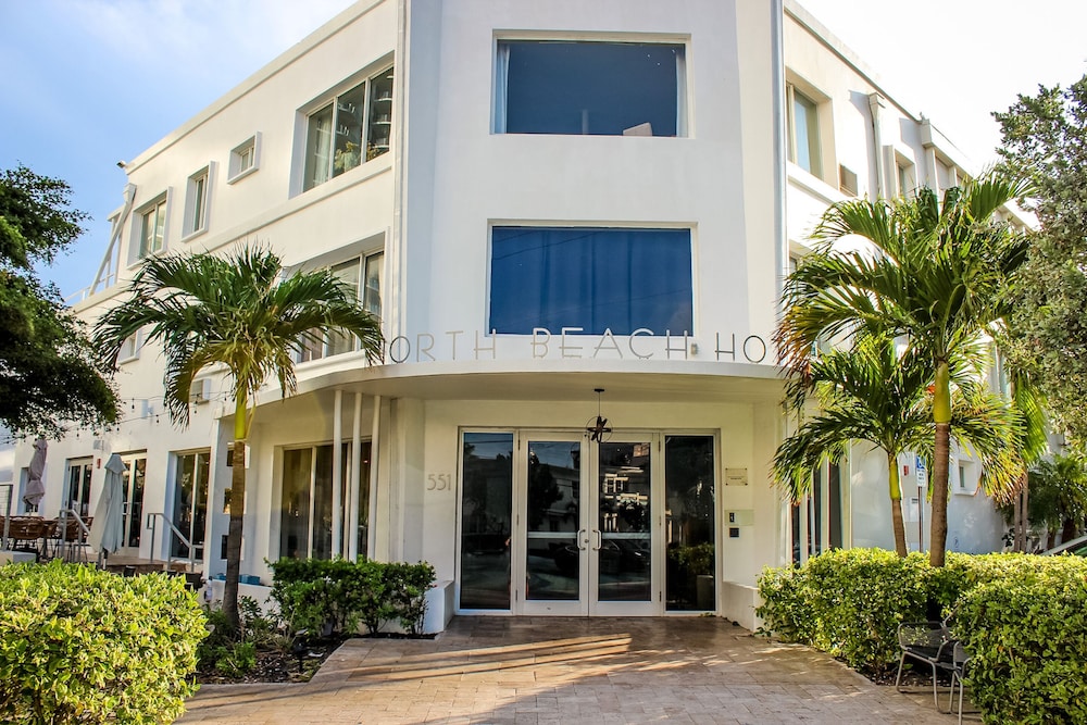 North Beach Hotel 2/76