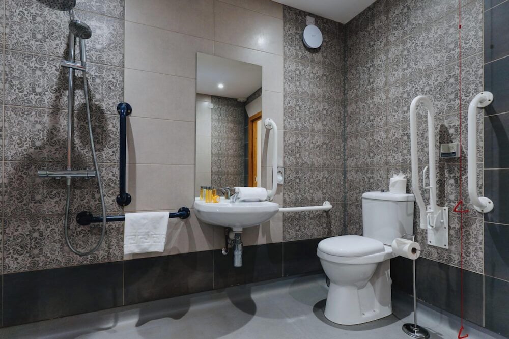 Lanelay Hall Hotel and Spa 44/48