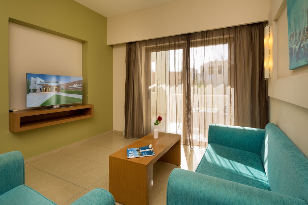Atlantica Amalthia Beach Hotel 36/65