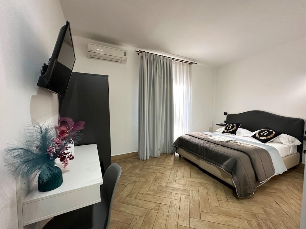 Barbato Hotel 5/50