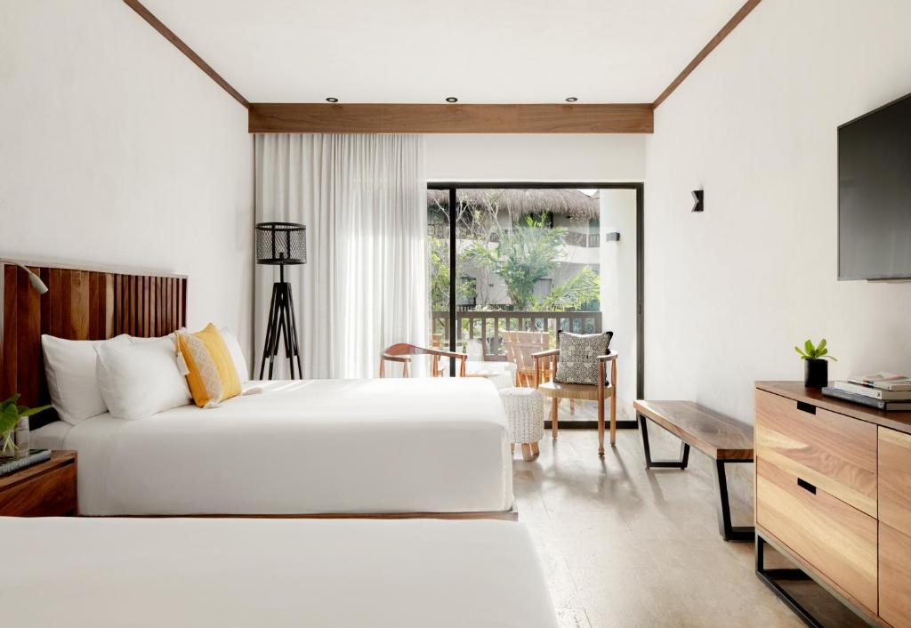 1 Bedroom, Roof Top, Suite, King Bed