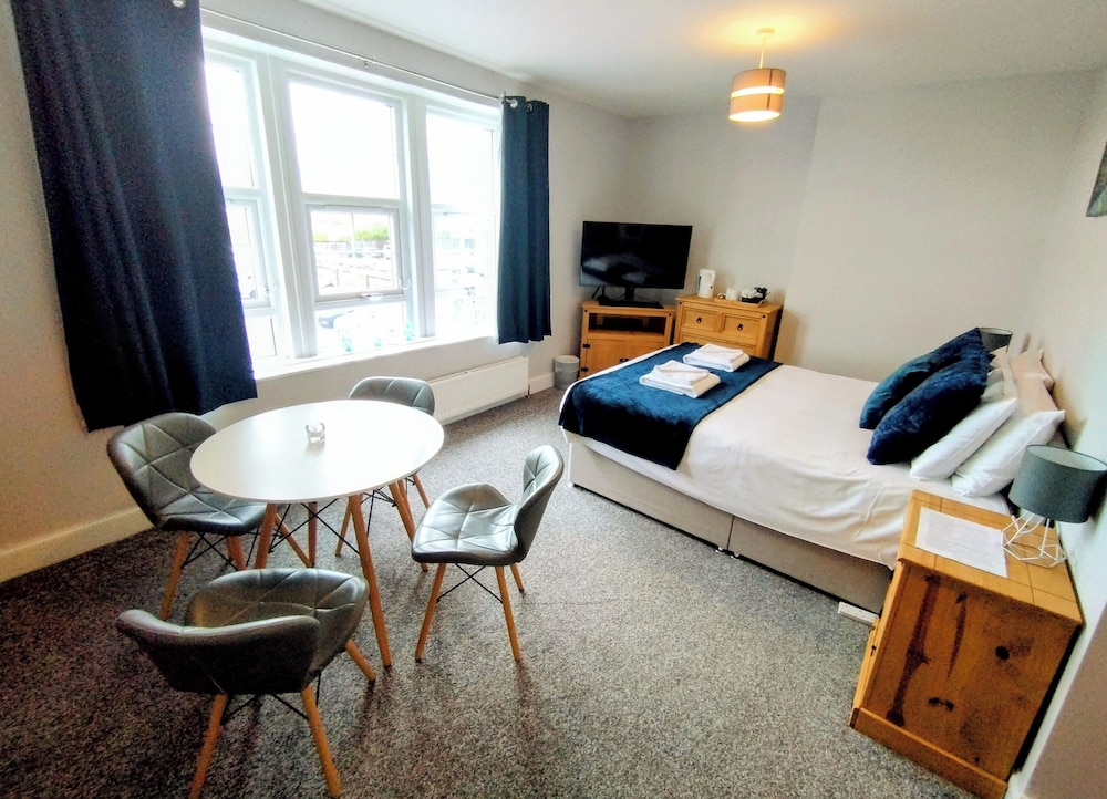 Oyo Gin House Hotel 28/50