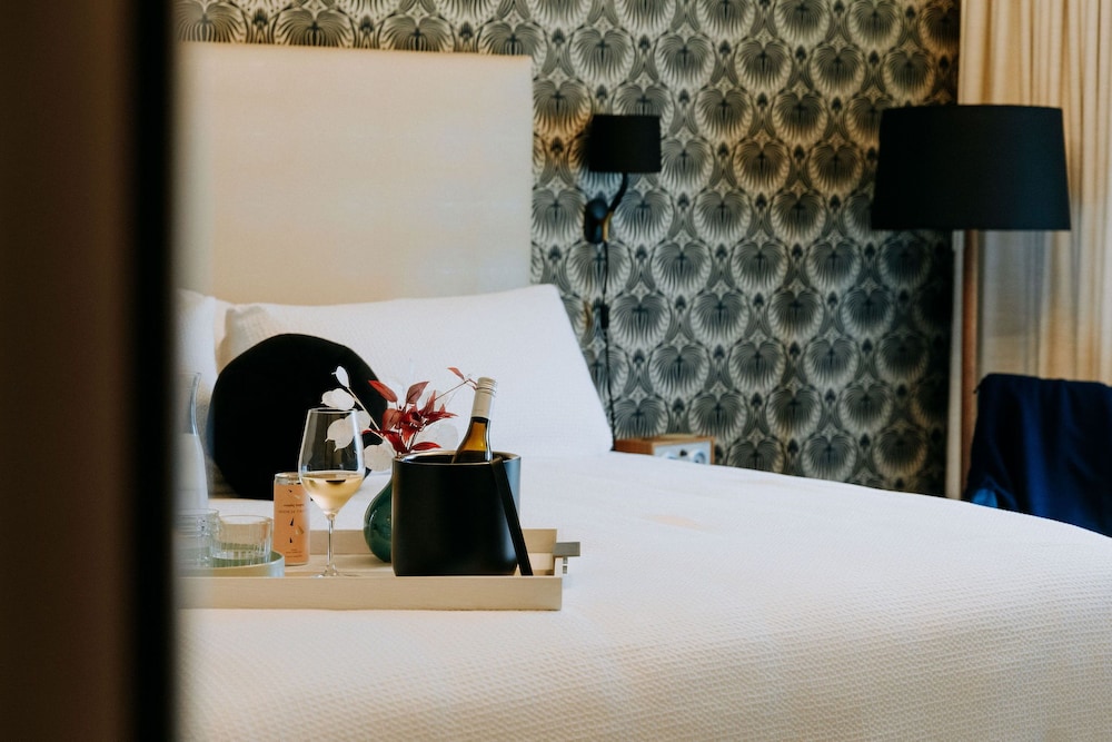 El Dorado Hotel And Kitchen 26/50