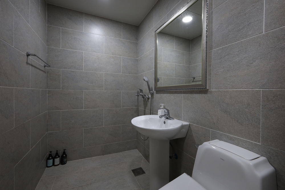 TRT Hotel 48/50