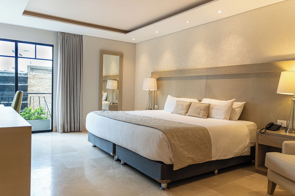 Alko Hotel Cotona 22/55