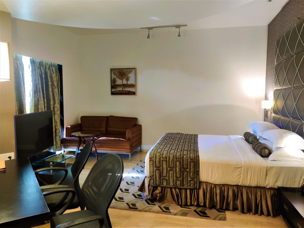 Hotel Satkar Residency 12/43