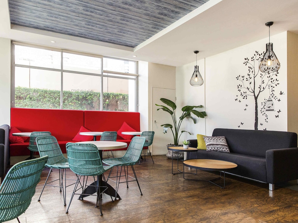 IBIS SYDNEY DARLING HARBOUR 36/68