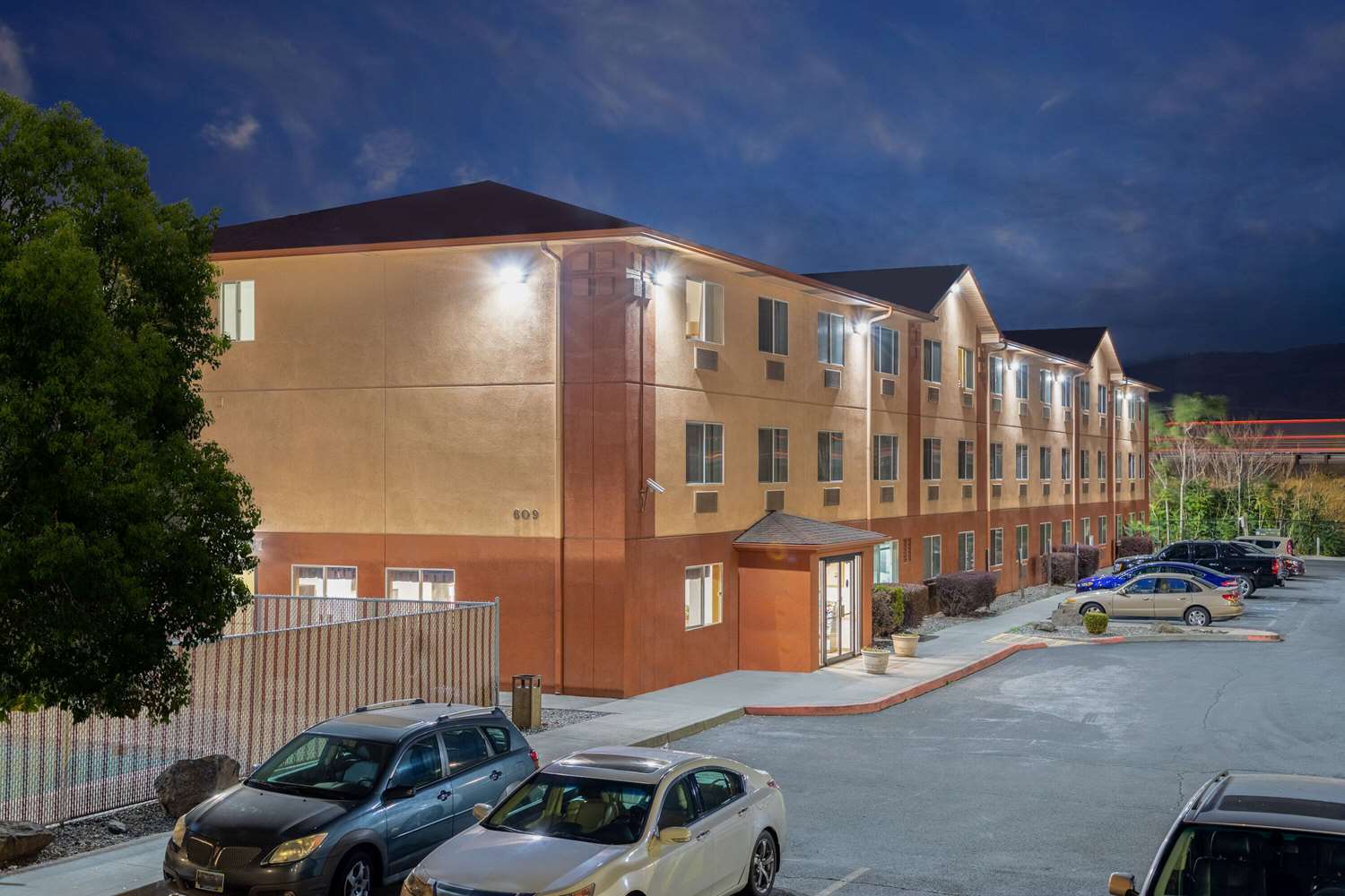Super 8 By Wyndham The Dalles OR 2/24
