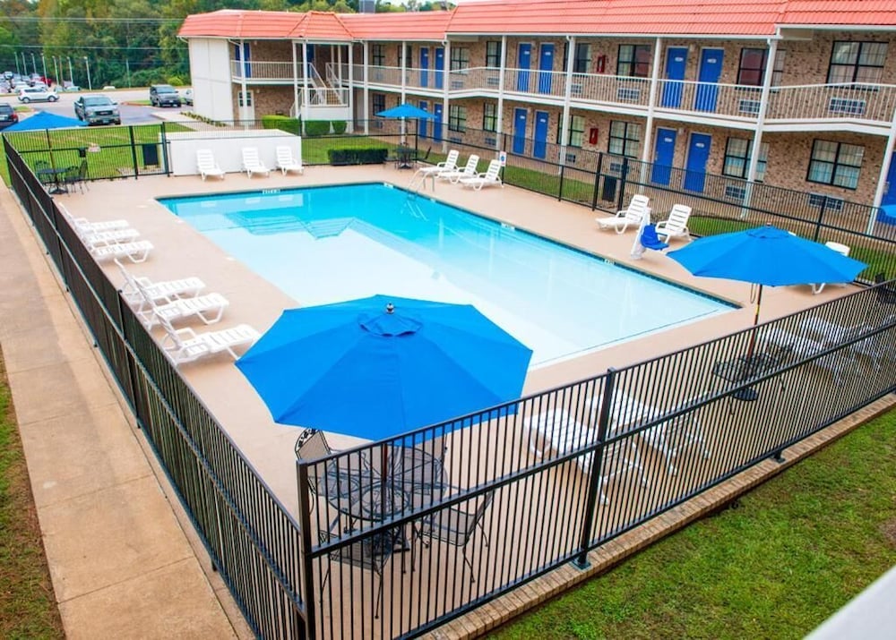 Motel6 Palestine, TX 21/23