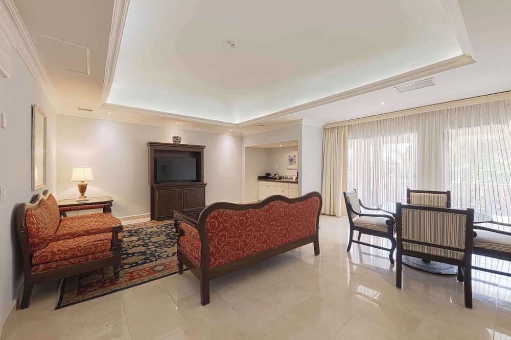 Royal Hideaway Playacar All Inclusive - Adults Only 26/50