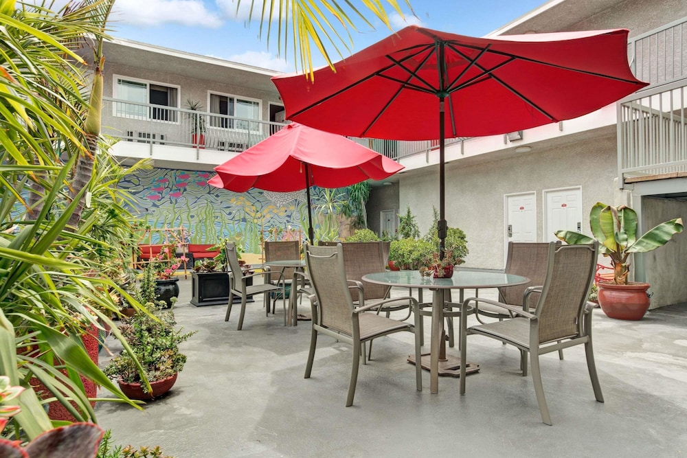 Ramada Limited Redondo Beach 36/45