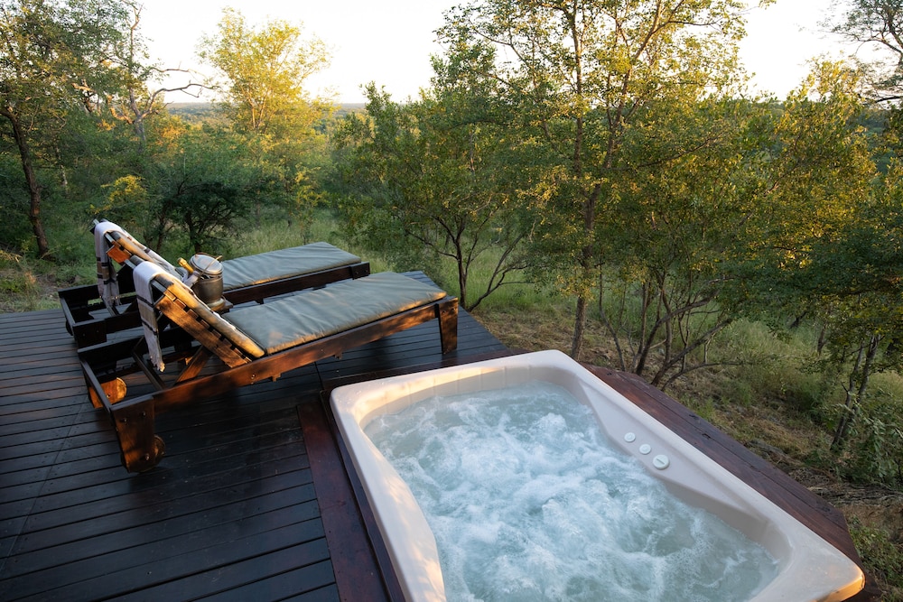 Parsons Hilltop Safari Camp 22/49