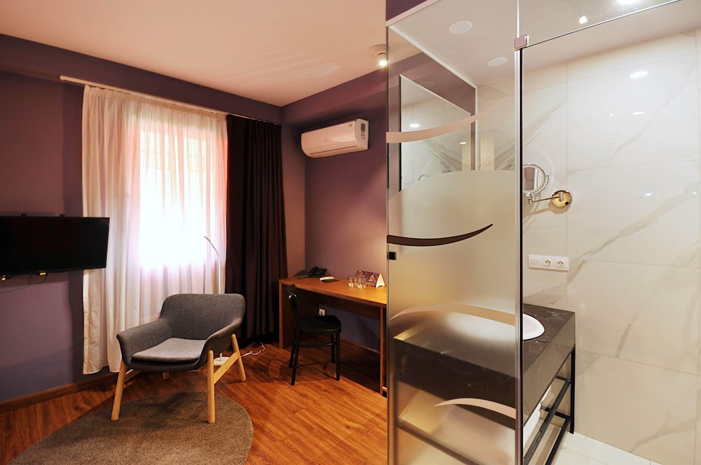 Elle Boutique Hotel 53/69