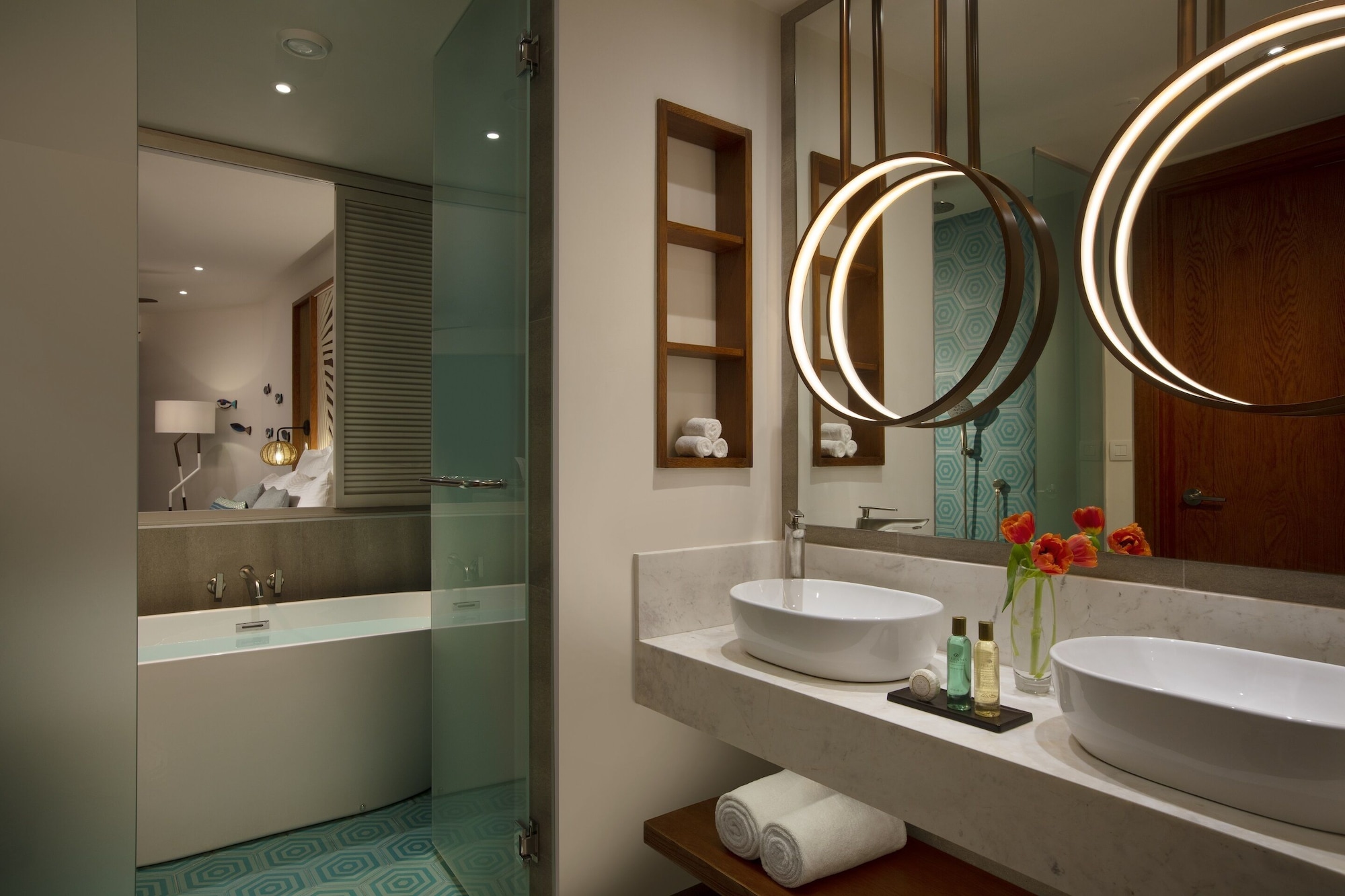 Preferred Club, Swim Out, Master, Suite, King Bed