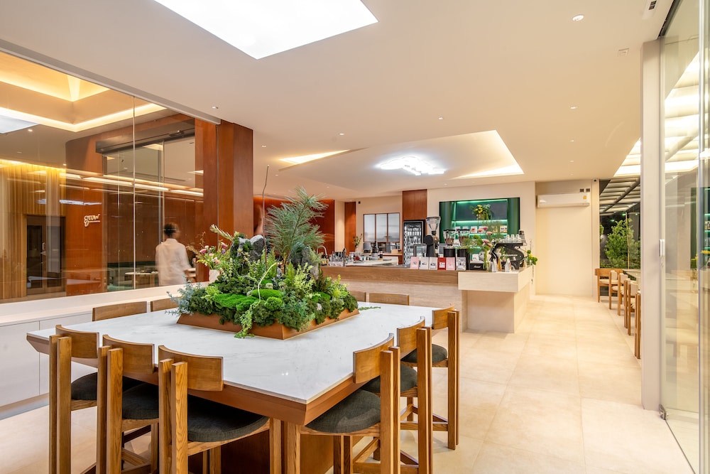 Saan Hotel Sathorn 34/50