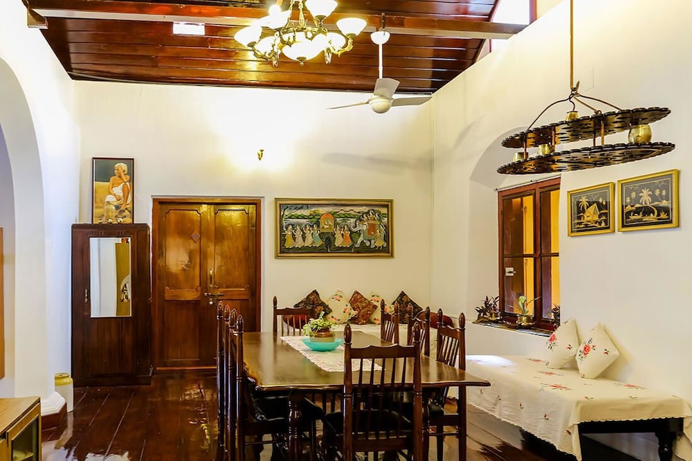 CHIRAMEL RESIDENCY FORTKOCHI 40/54
