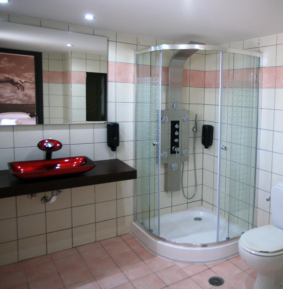 Katrin Suites - Adults Only 48/50