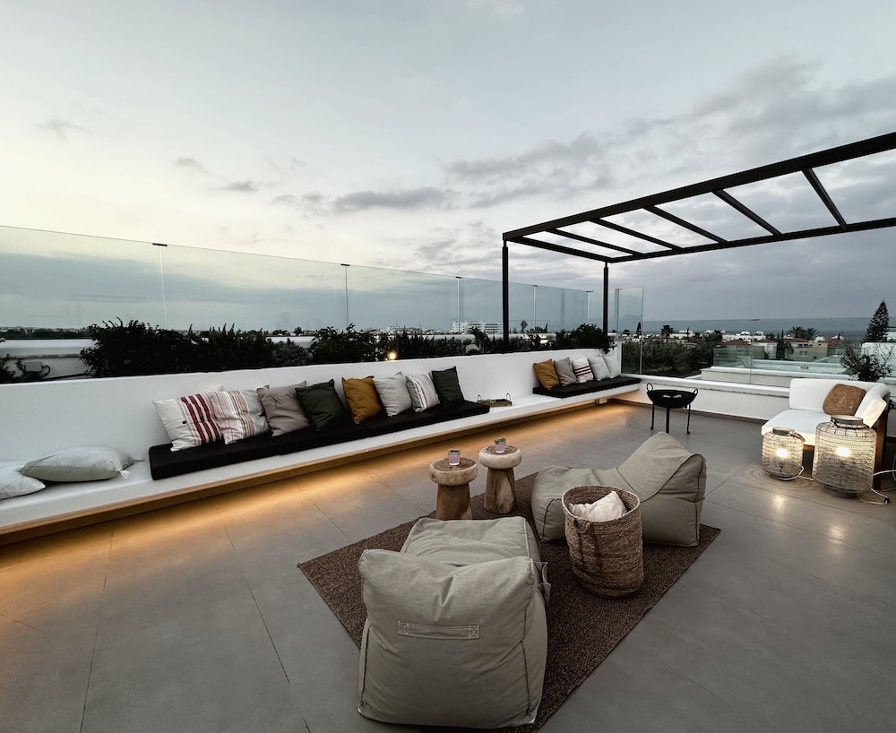Lora Pearl Luxury Villa 45/66