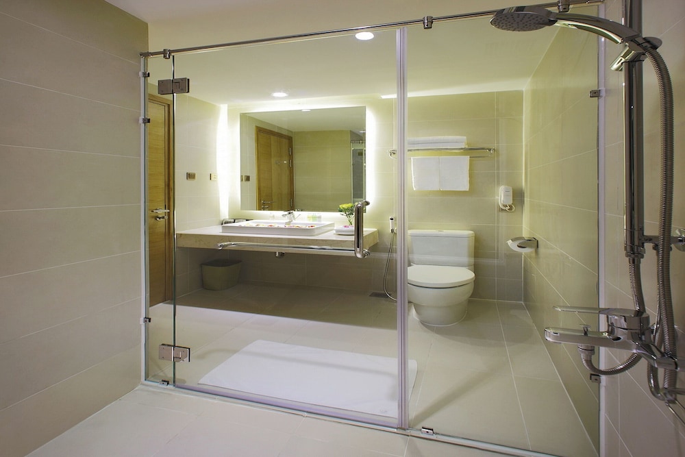 ROSAKA NHA TRANG HOTEL 75/78