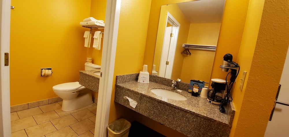 Olympic View Inn 44/49