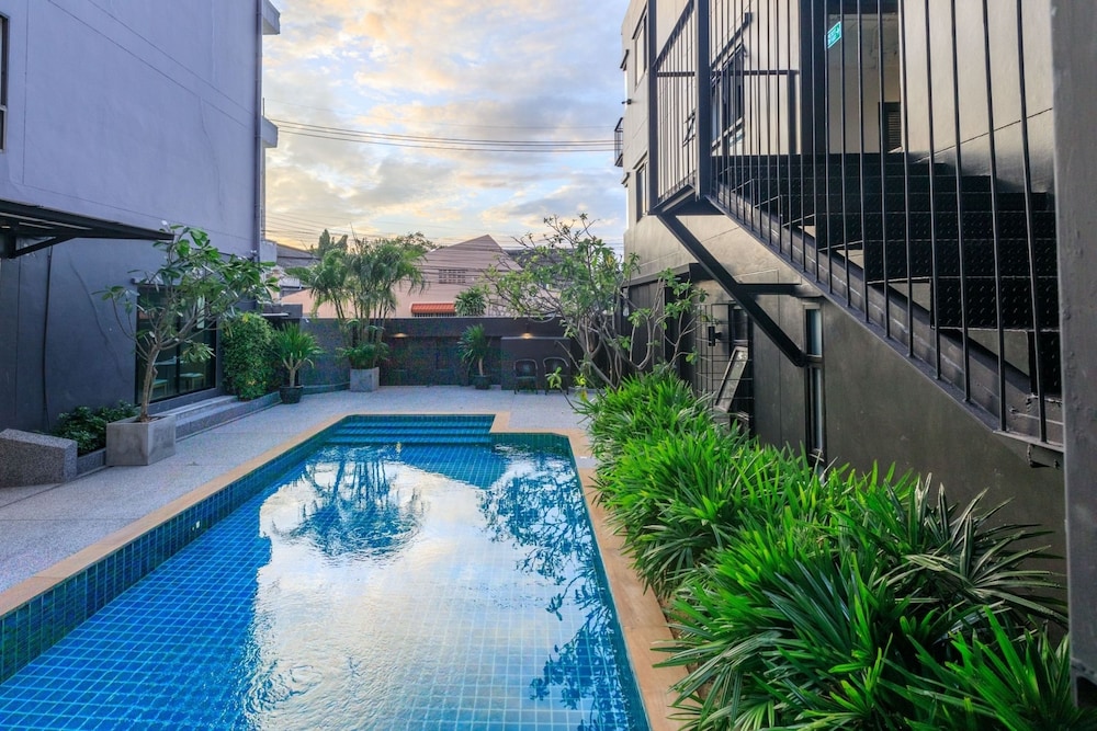 Prima House Pattaya. 28/32