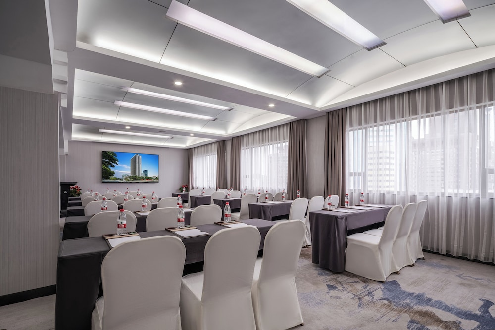 Grand Skylight Hotel Shenzhen 55/62