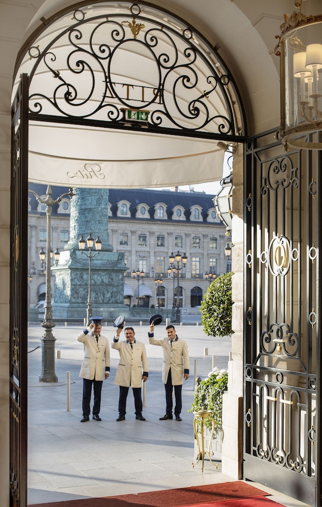 Ritz Paris 28/86