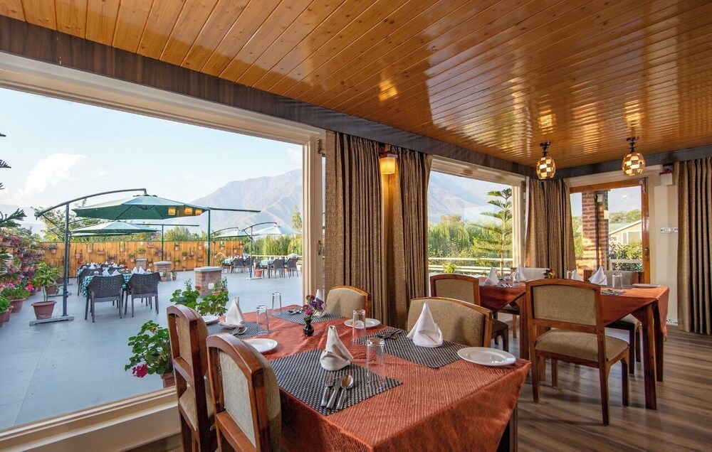 The Orchard Retreat & Spa Srinagar 37/50