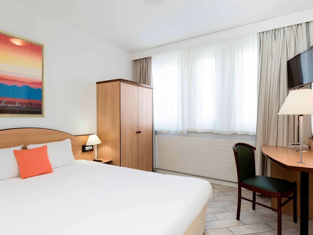 1 BEDROOM, APARTMENT