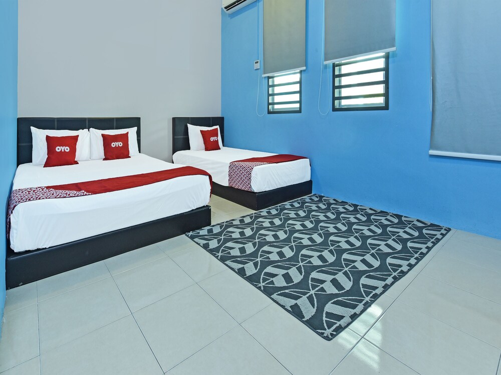 Oyo 89777 Urbanstay Kuantan 17/39